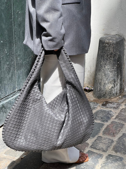 Lena Tote Bag – Stylish and Spacious for Everyday Essentials