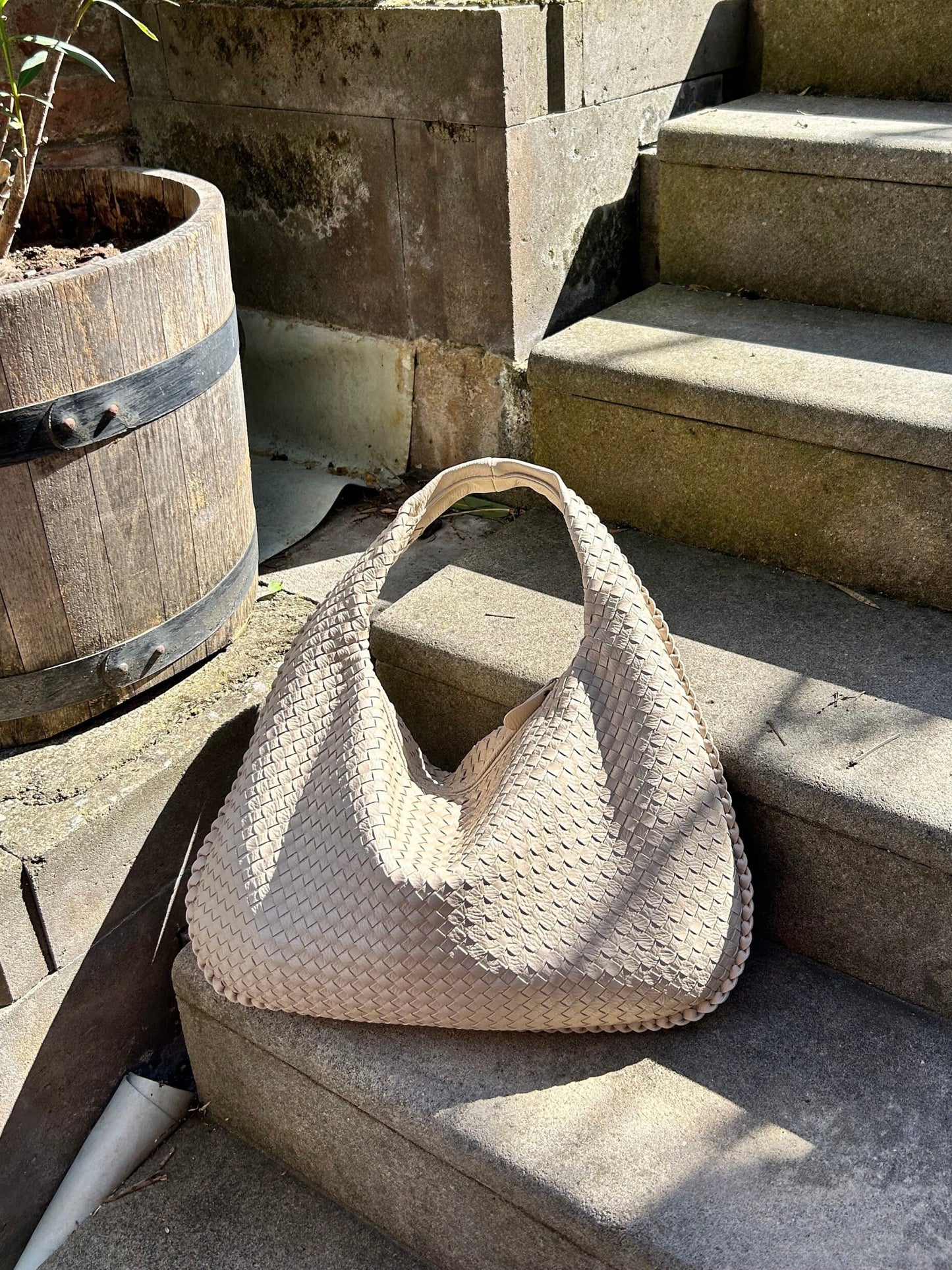 Lena Tote Bag – Stylish and Spacious for Everyday Essentials