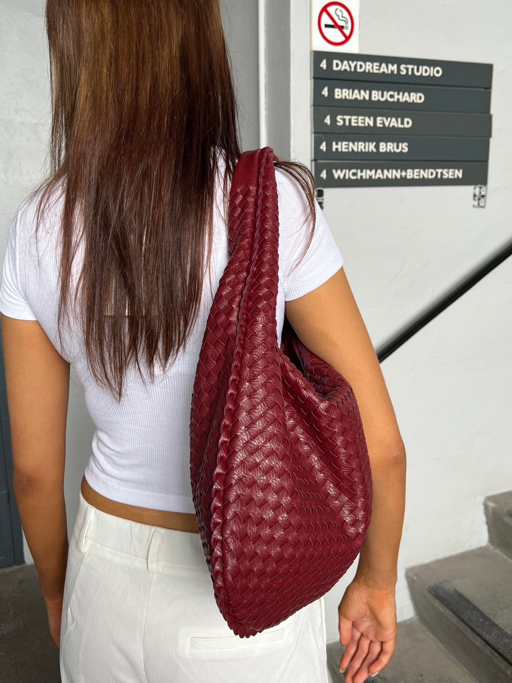Lena Tote Bag – Stylish and Spacious for Everyday Essentials