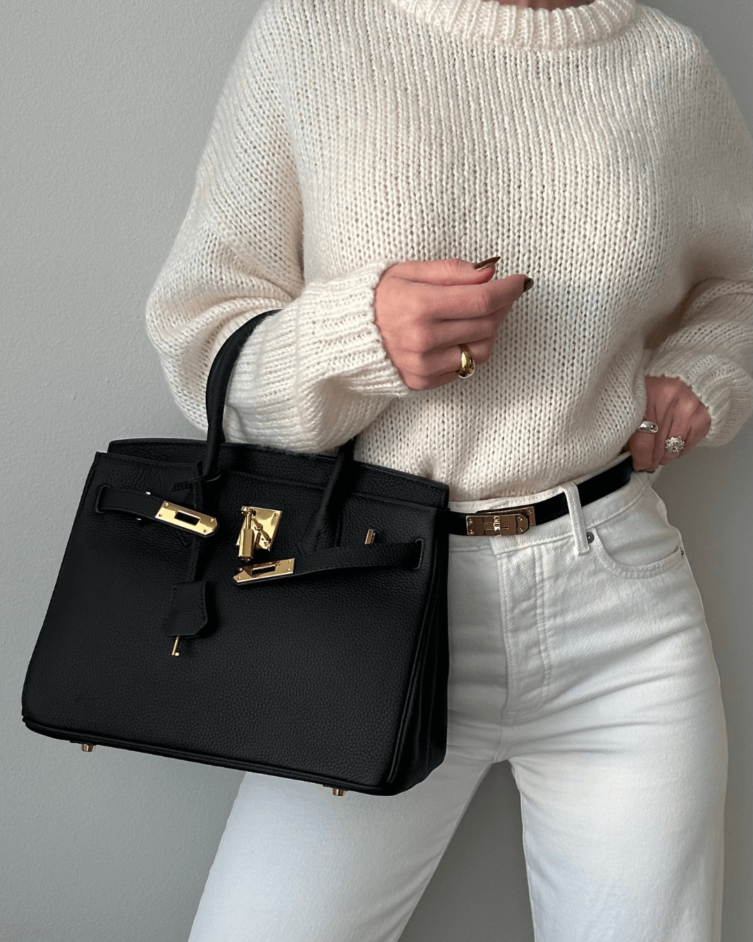 Gabrielle Leather Handbag – Spacious with Multiple Storage Pockets