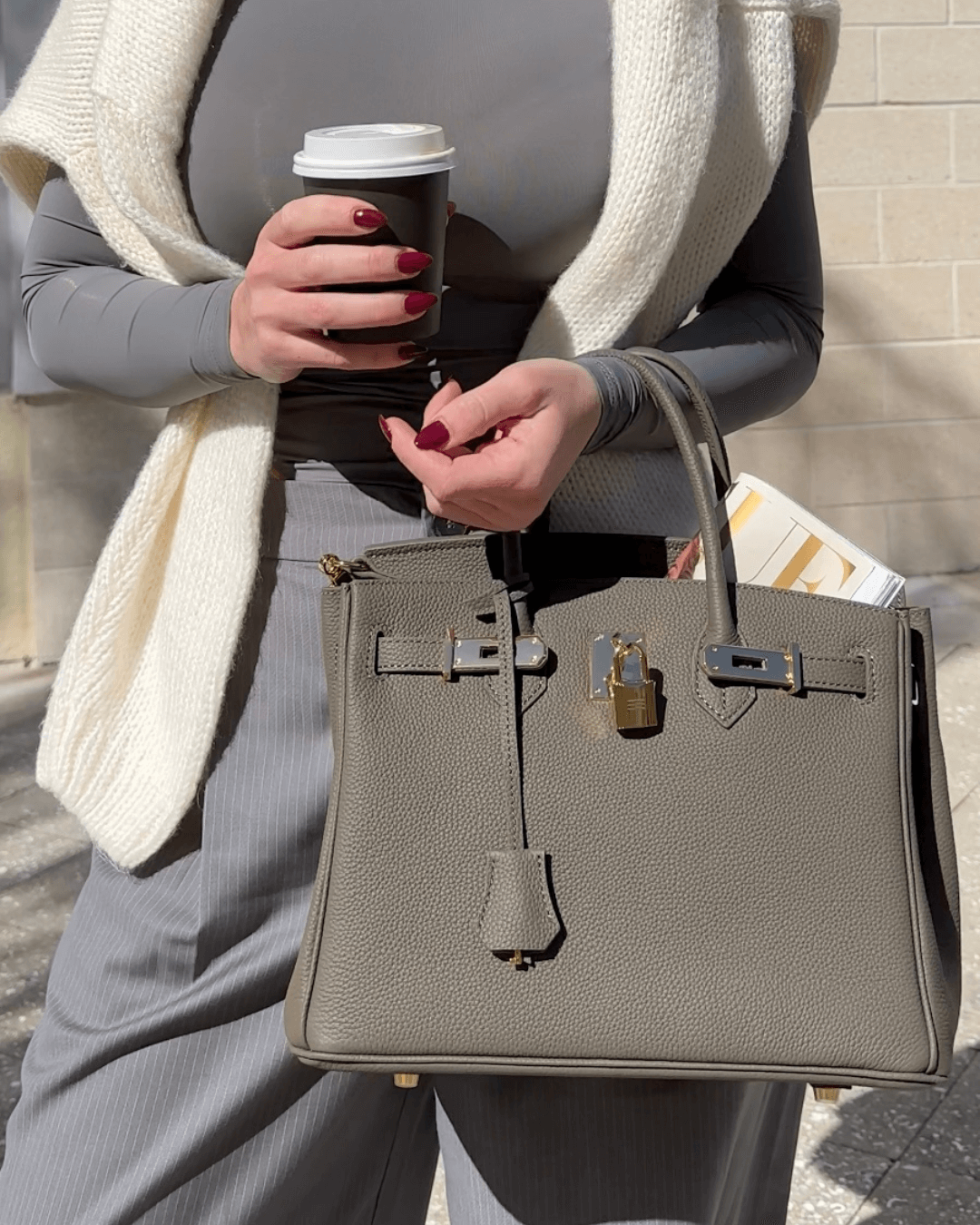 Gabrielle Leather Handbag – Spacious with Multiple Storage Pockets