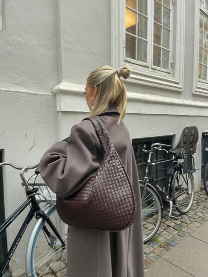 Lena Tote Bag – Stylish and Spacious for Everyday Essentials