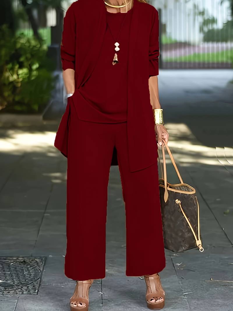 Elegant 3-Piece Women’s Trouser Suit – Stylish and Professional Set