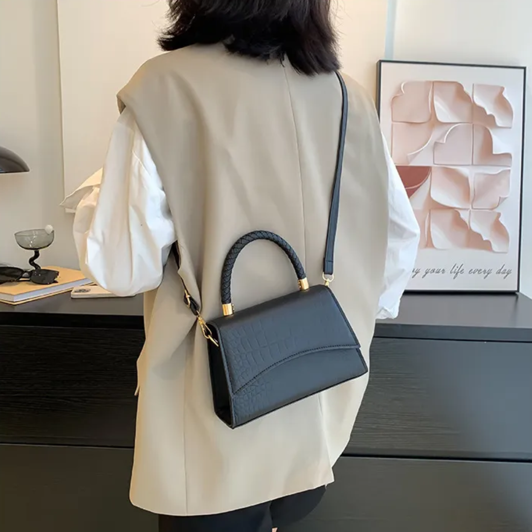 Andrea Handbag with Convenient Top Handle – Stylish and Practical
