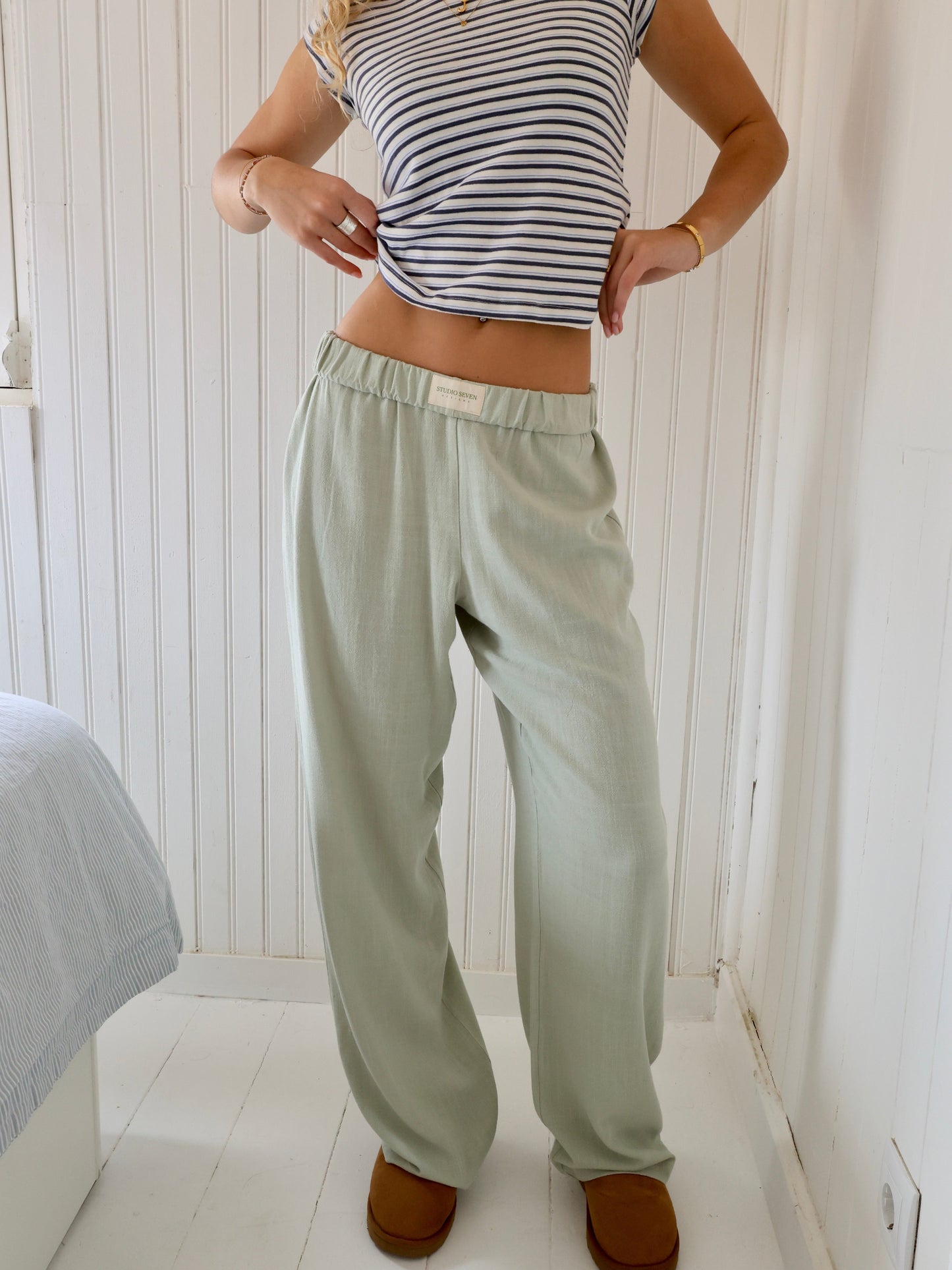 Comfortable Long Trousers – Soft, Relaxed Fit for Everyday Wear