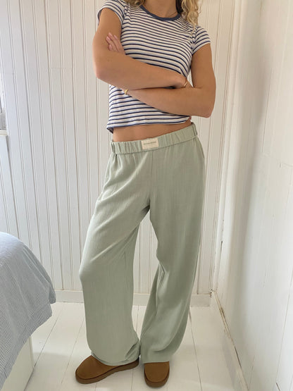 Comfortable Long Trousers – Soft, Relaxed Fit for Everyday Wear