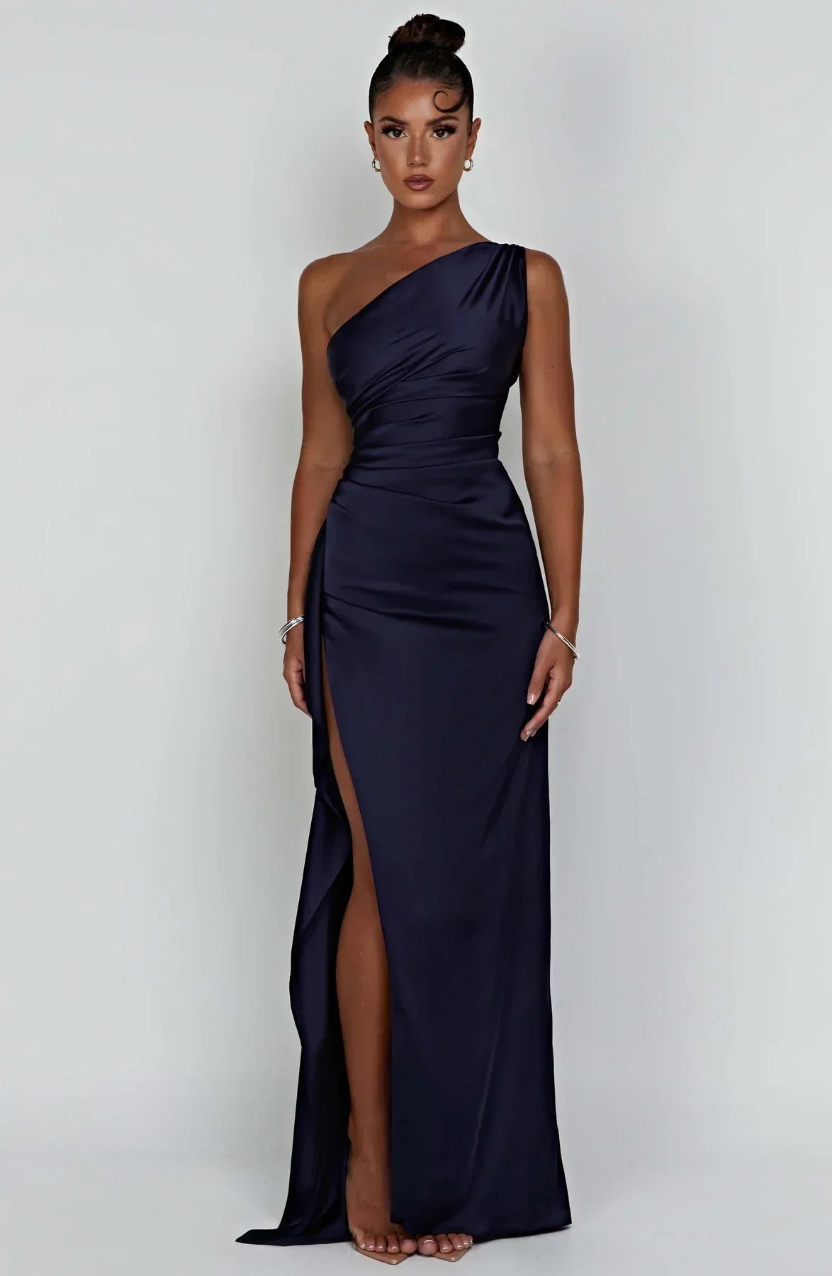 Jaida Satin Evening Dress – Elegant Formal Wear