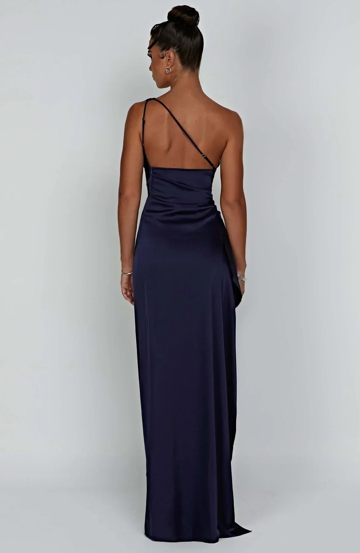 Jaida Satin Evening Dress – Elegant Formal Wear