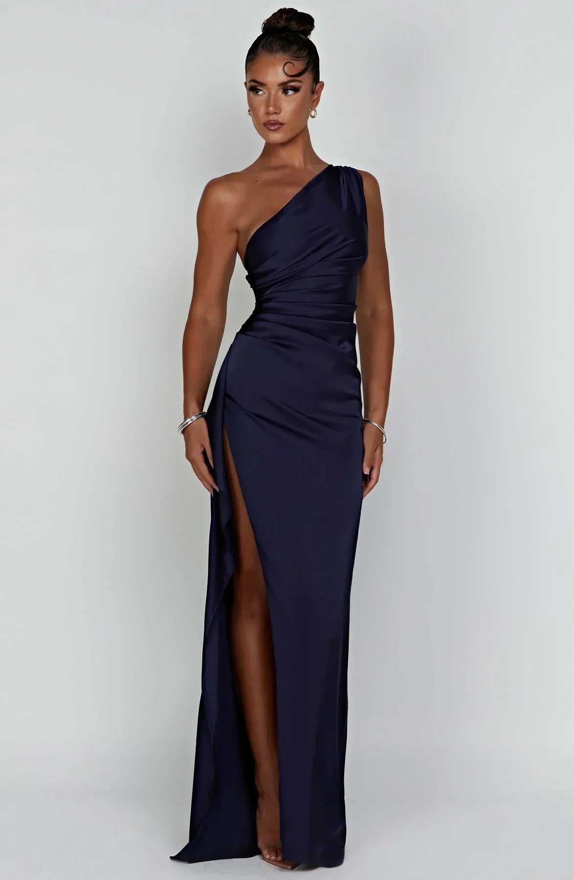 Jaida Satin Evening Dress – Elegant Formal Wear