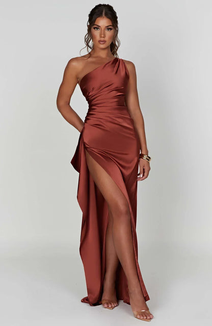 Jaida Satin Evening Dress – Elegant Formal Wear
