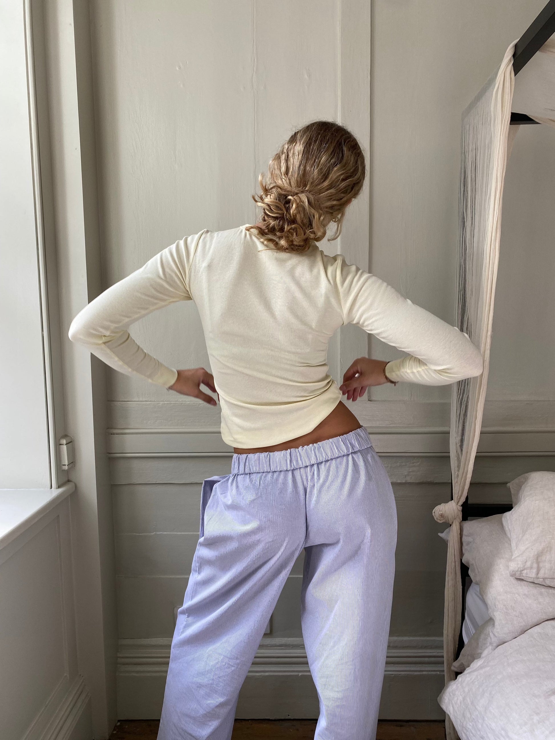 Comfortable Long Trousers – Soft, Relaxed Fit for Everyday Wear